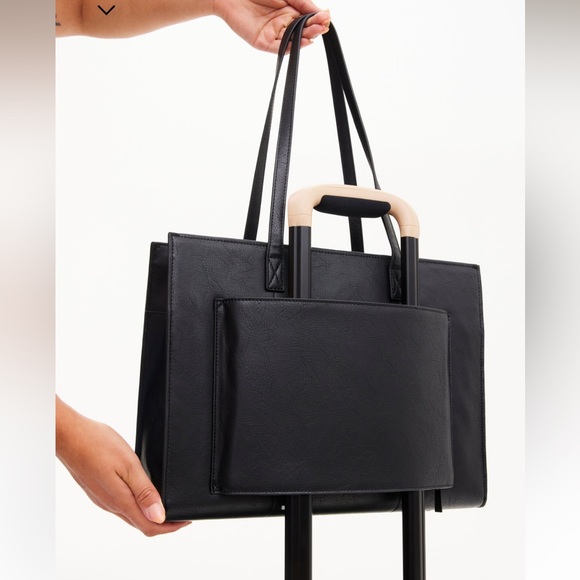 Large Beis Work Tote NWT - Picture 11 of 11